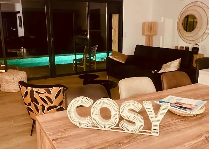Casa Maredda Bord De Avec Piscine 빌라 Palasca (Corsica)